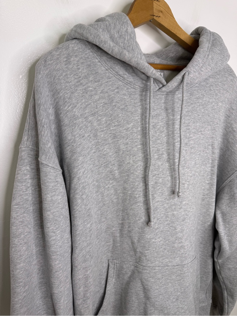 ARITZIA Cozy Fleece Heather Chrome Boyfriend Hoodie - Picture 3 of 5